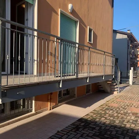 Casa Rosa Da Colla Roberto